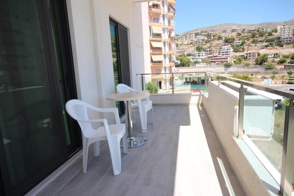 Maxi'S Apartments Sarandë Exterior foto