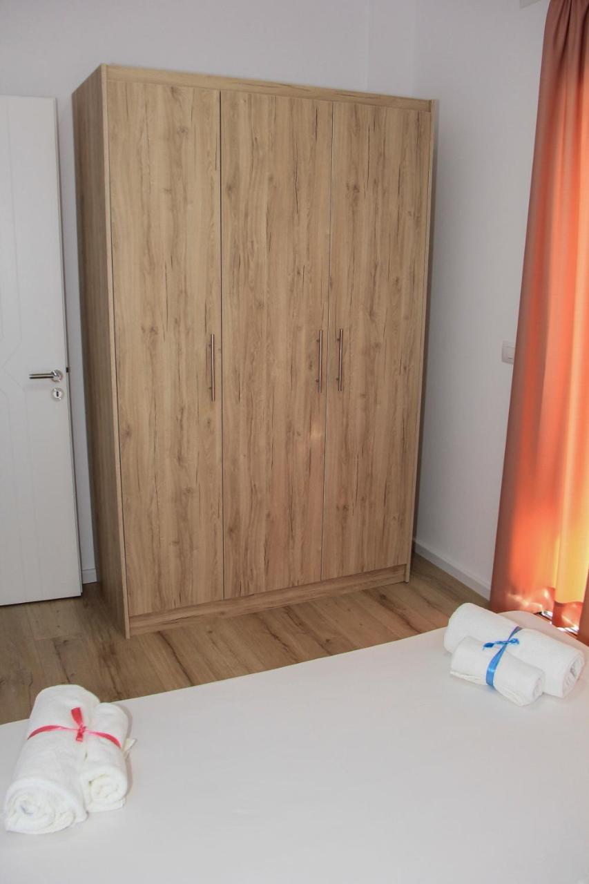 Maxi'S Apartments Sarandë Exterior foto
