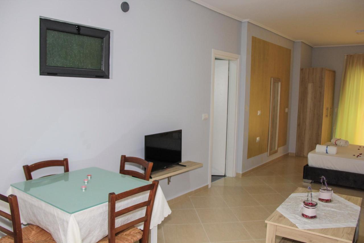Maxi'S Apartments Sarandë Exterior foto