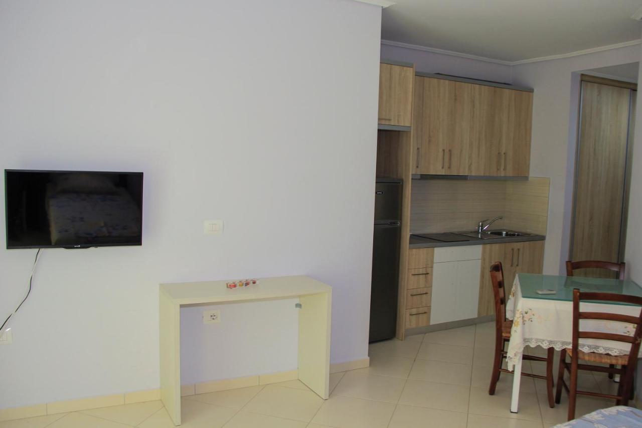 Maxi'S Apartments Sarandë Exterior foto